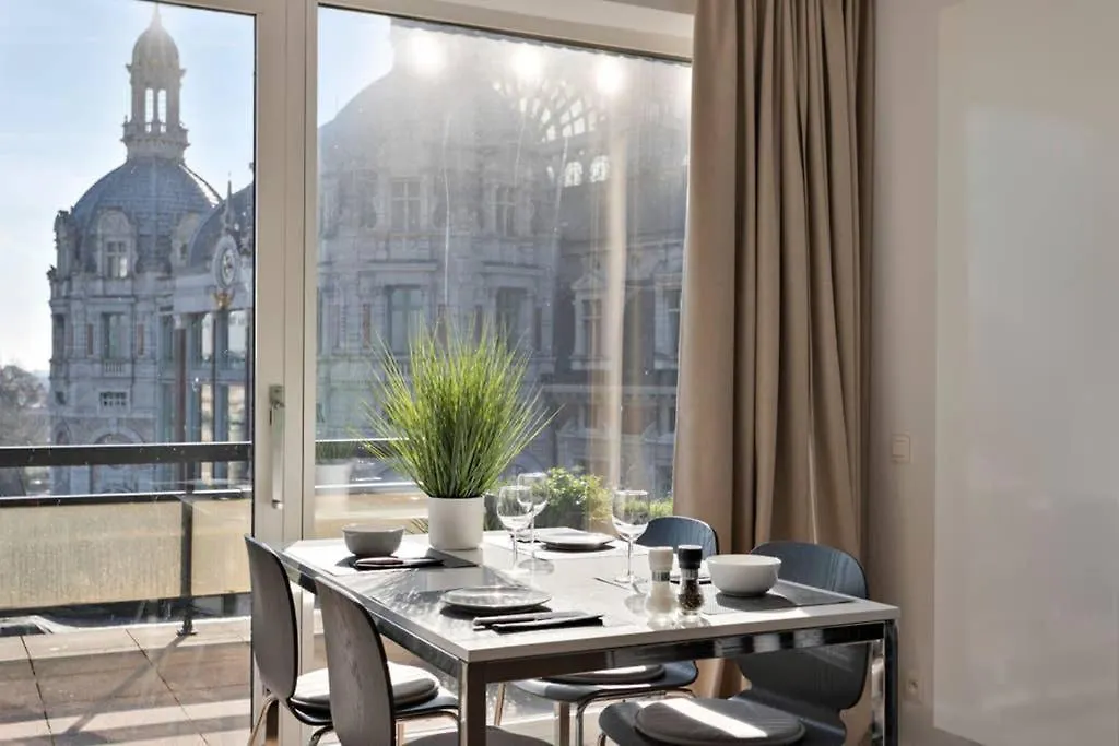 City Penthouse, Rooftop Terrace, Free Netflix, Wifi And Airco Antwerp 0*,