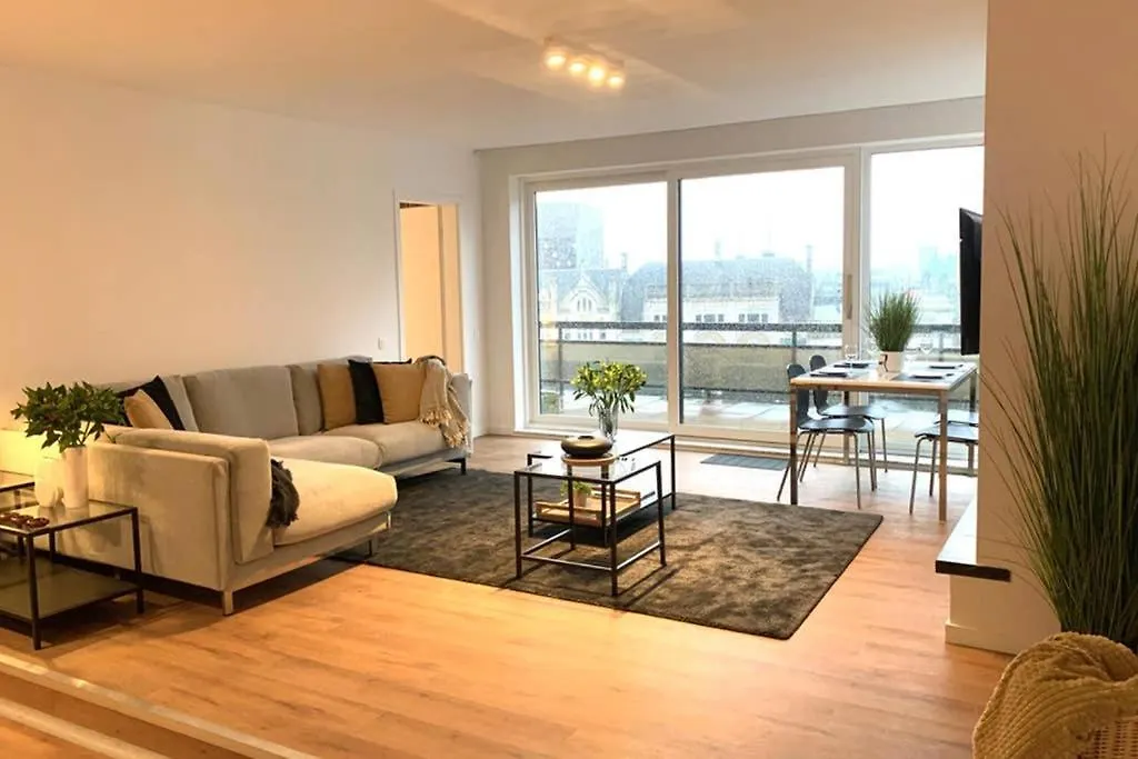 City Penthouse, Rooftop Terrace, Free Netflix, Wifi And Airco Antwerp Apartment